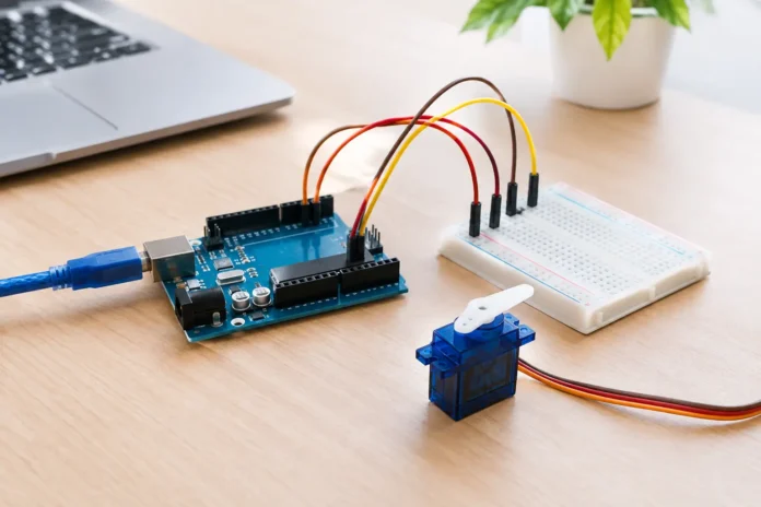 初心者向け Arduino サーボ 制御を基本から実践する配線とコードの作り方 初心者向け Arduino サーボ 制御を基本から実践する配線とコードの作り方